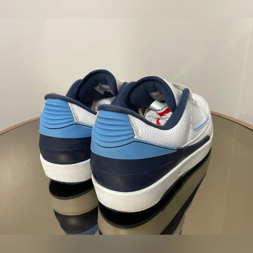 Nike‎ Air Jordan 2 Retro Low UNC 